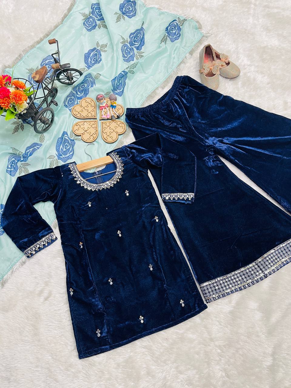 VISCOSE VELVET TOP-SHARARA AND DUPATTA SET