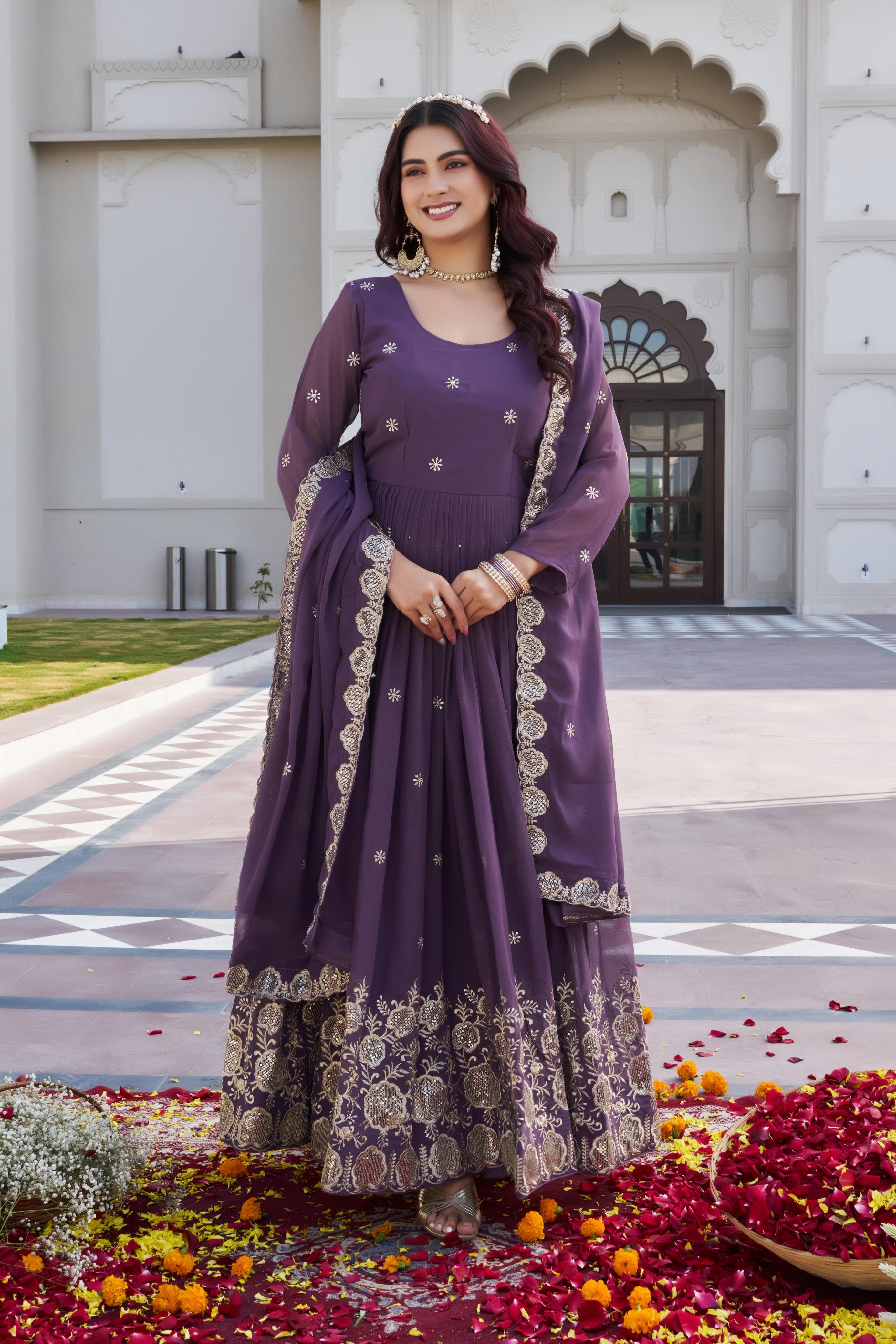 🪡💗🩵💞Festive Elegance: Styles for Every Occasion💞💕💃