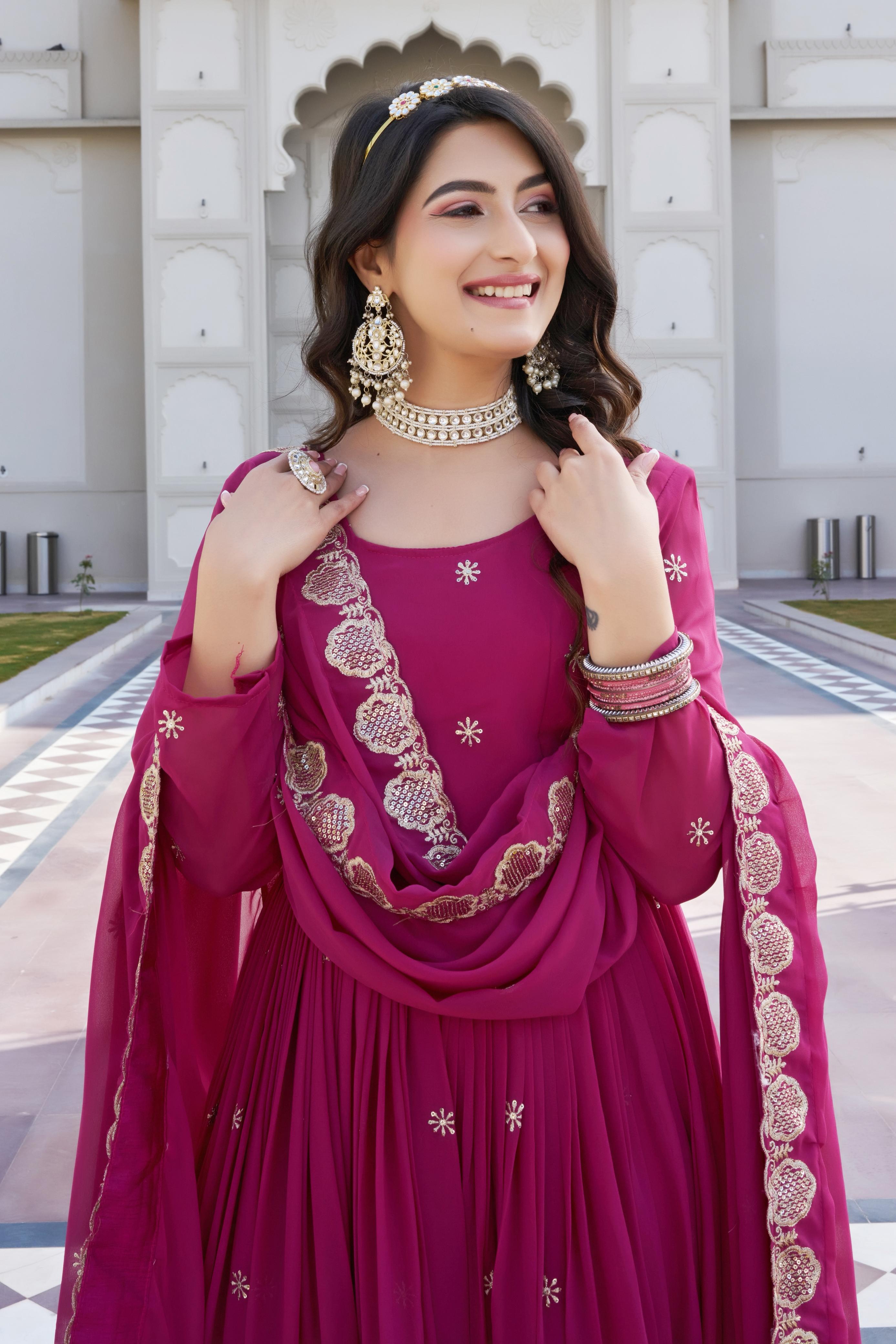 🪡💗🩵💞Festive Elegance: Styles for Every Occasion💞💕💃