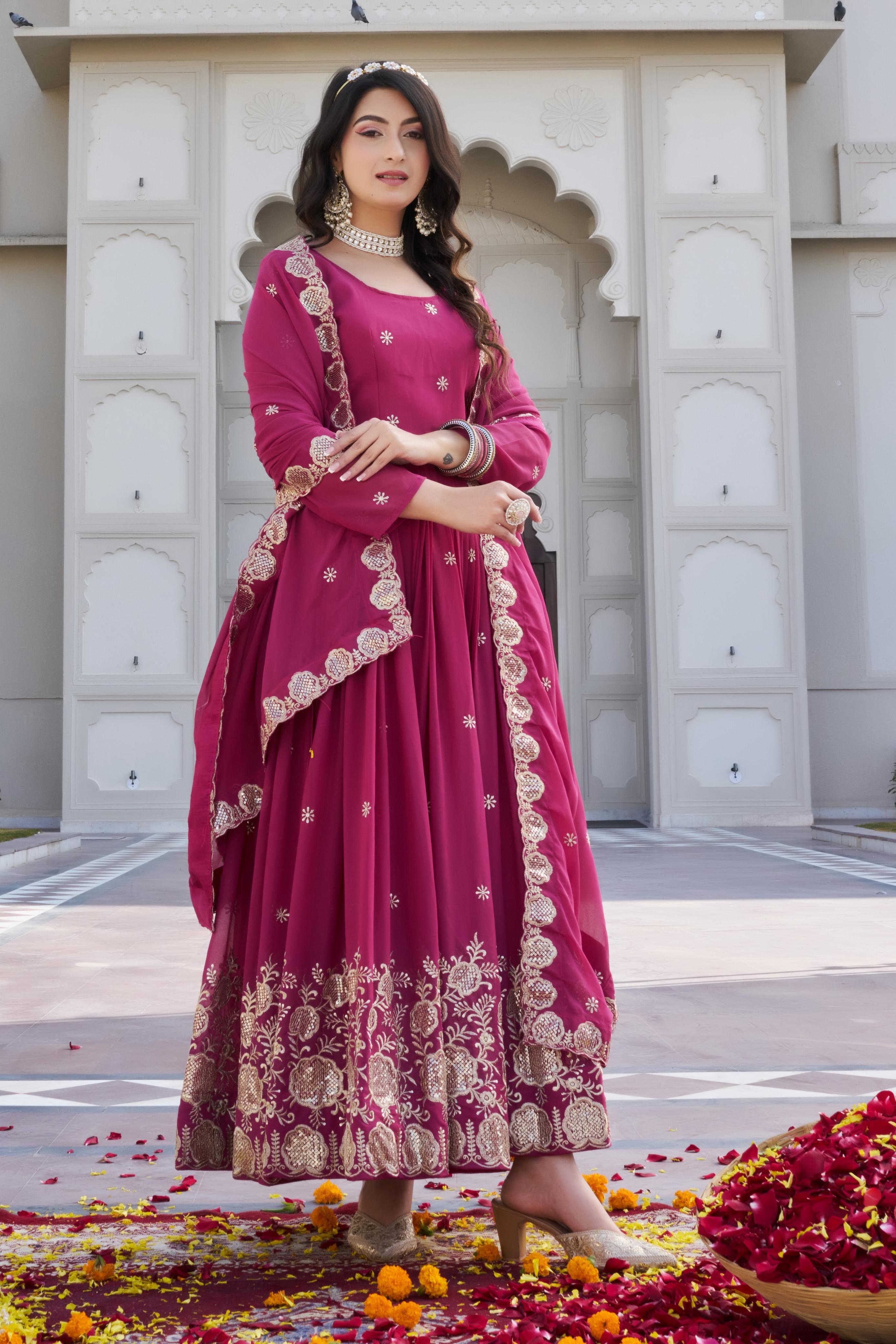 🪡💗🩵💞Festive Elegance: Styles for Every Occasion💞💕💃