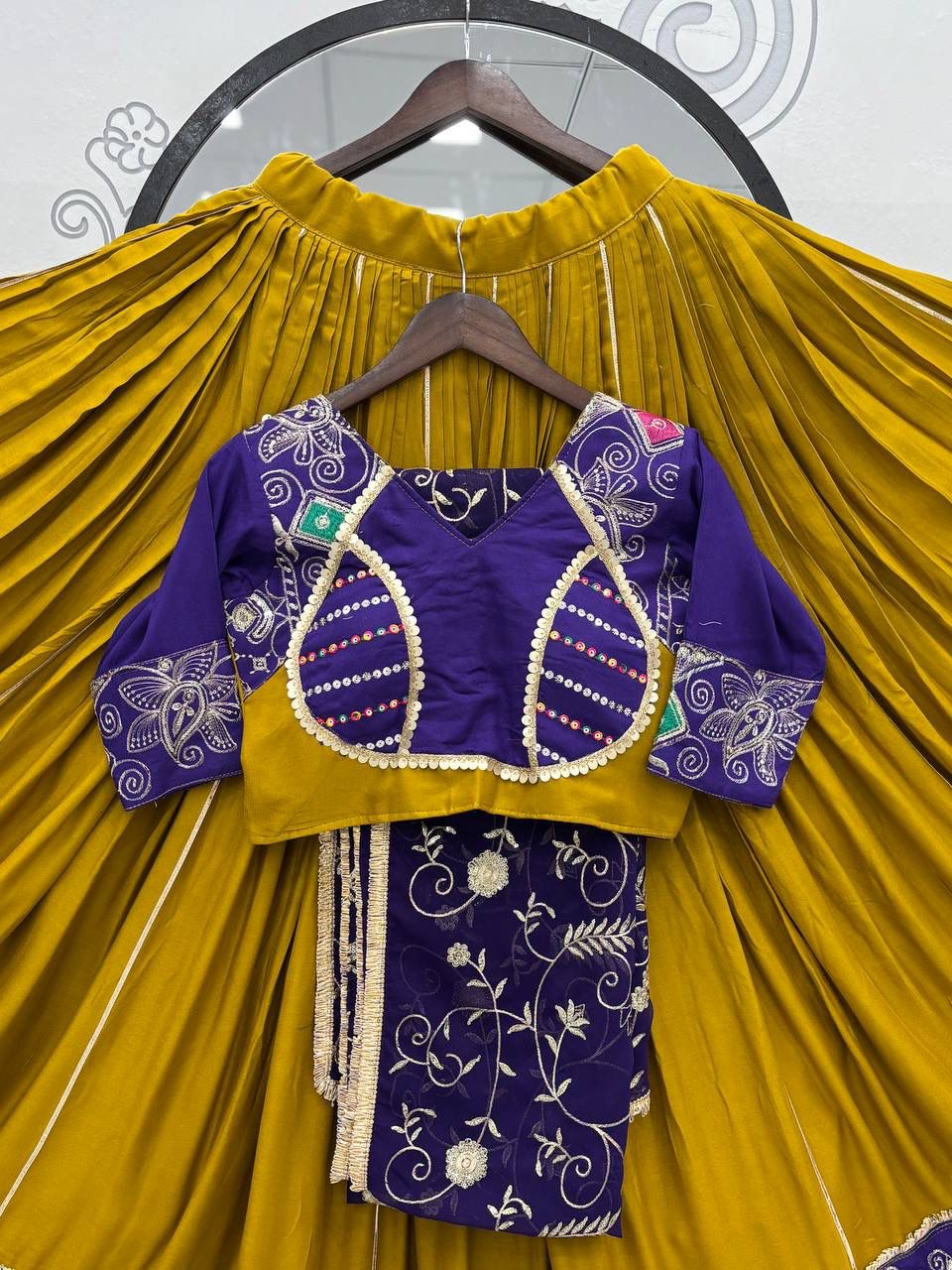 🪡👗💕elegant traditional lehenga in mustard gold with royal purple embroidery🪡💞💕