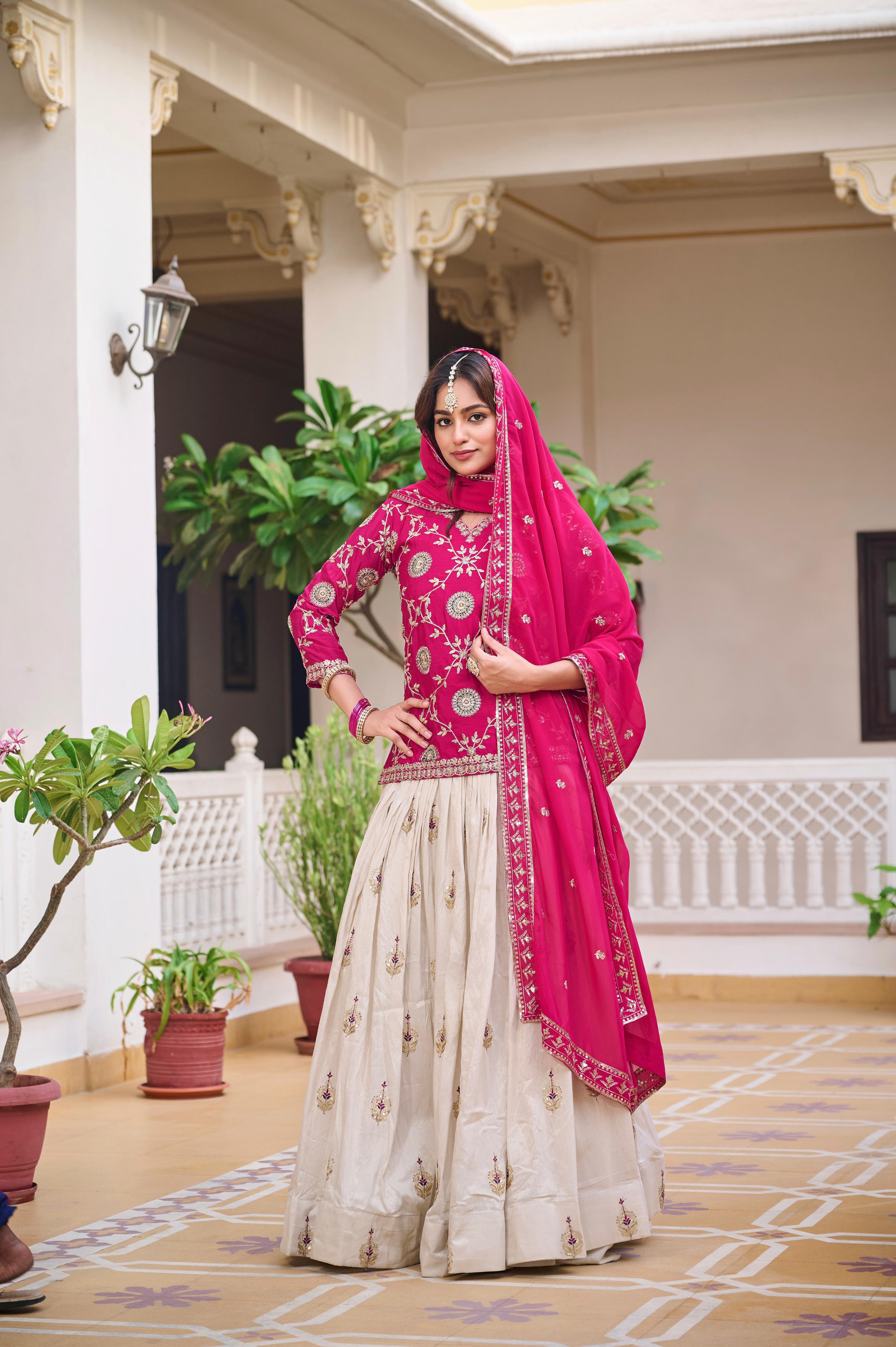 👗Royal Purple and Rani Pink & Ivory Embroidered Lehenga Choli with Elegant Dupatta
