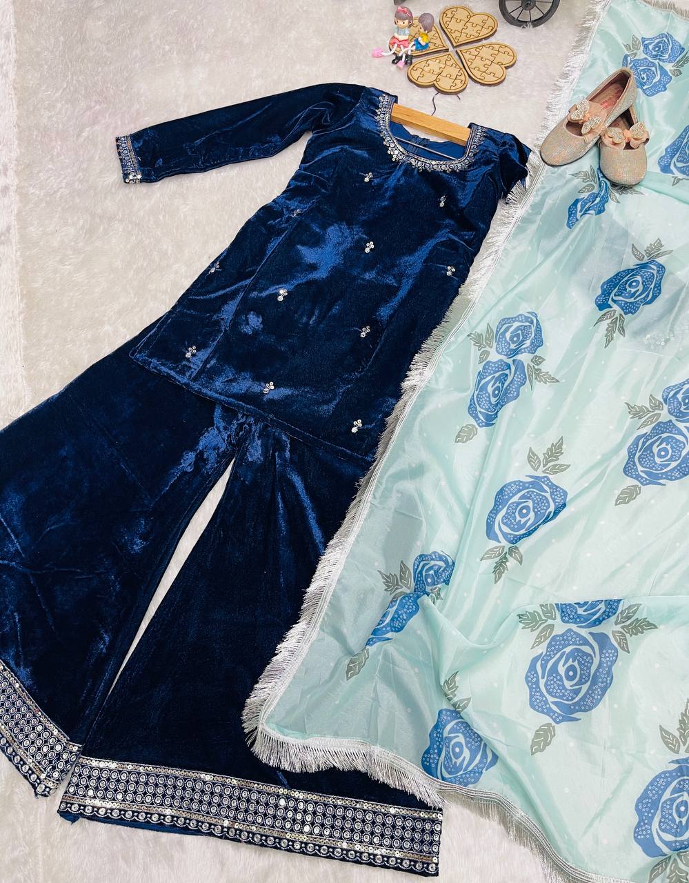 VISCOSE VELVET TOP-SHARARA AND DUPATTA SET